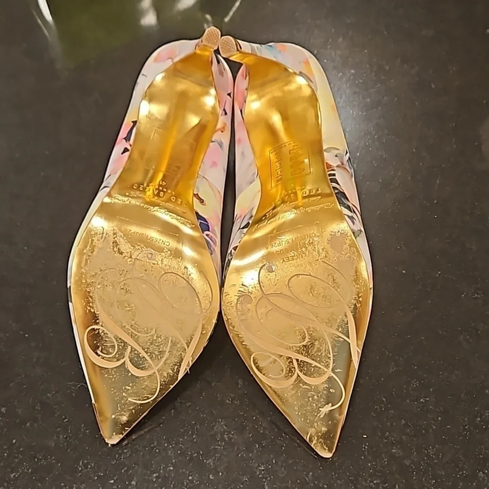 💕TED BAKER💕 Luceey Satin Pumps ~ Watercolor Abstract Floral Print 41